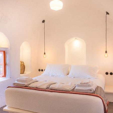 Santa Irini Retreat Otel Thirasía Dış mekan fotoğraf