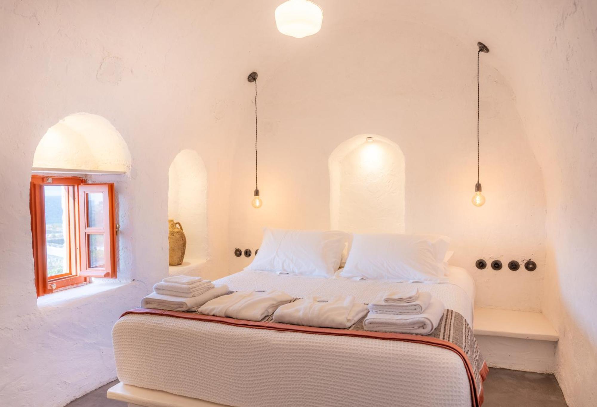 Santa Irini Retreat Otel Thirasía Dış mekan fotoğraf